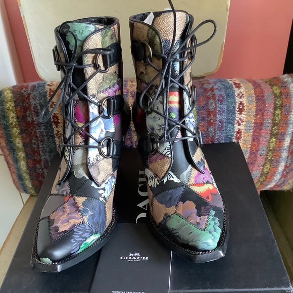 Coach Shoes | Coach x Kaffe Fassett Lace-Up Chain Bootie - Sz10 | Color: Black/White | Size: 10 | Beth02116's Closet